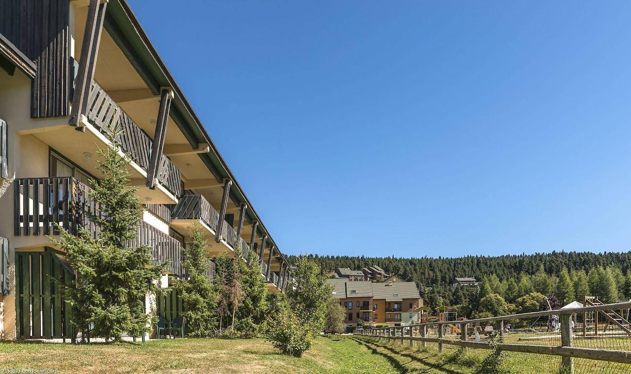 Residence Pierre & Vacances Pyrenees 2000 Le Sequoia Мон-Луи Екстериор снимка